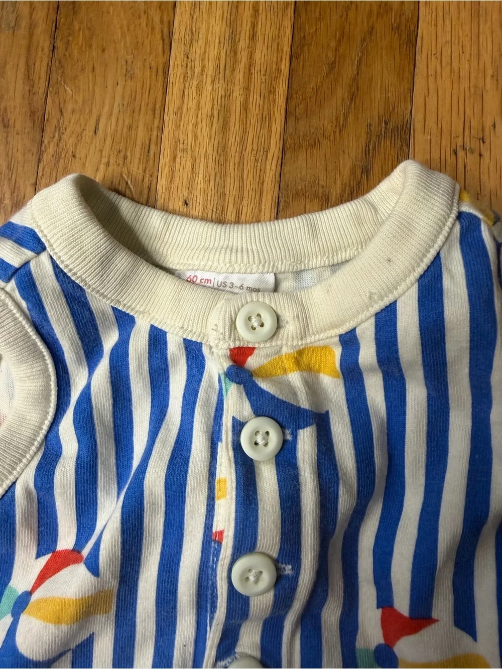 Hanna Andersson 3/6M Beach Ball Romper